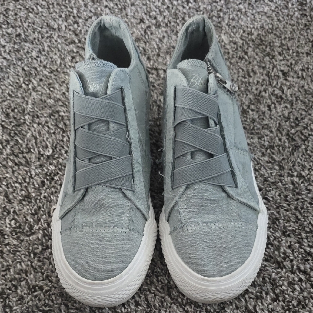 Brand New Blowfish Women's Sneakers in Gray